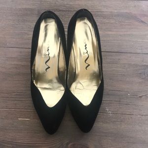 Nina Black Velvet Heels